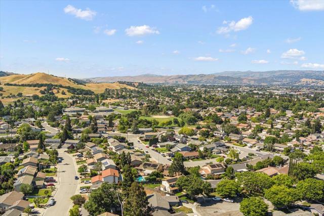 15370 La Alameda Drive, Morgan Hill CA: https://media.crmls.org/mediaz/06e363c4-f25a-4341-81de-0a82bdecdcd1.jpg