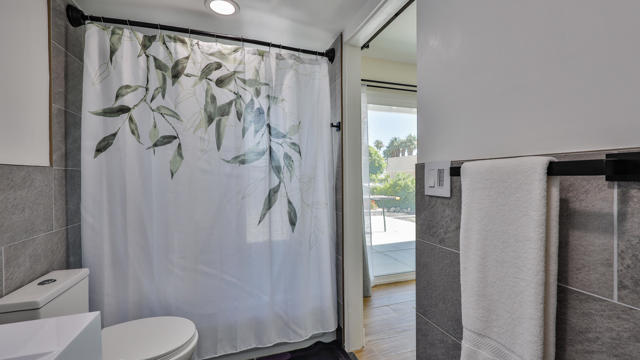 73042 Willow Street, Palm Desert CA: https://media.crmls.org/mediaz/06e4c1d1-cefc-4f88-9a59-59e4ff727c53.jpg