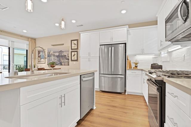 Image 10 of 61 For 2816 Via Alta Place