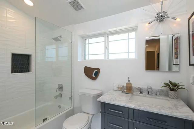 Detail Gallery Image 13 of 19 For 7824 Tujunga Ave, North Hollywood,  CA 91605 - 3 Beds | 1/1 Baths