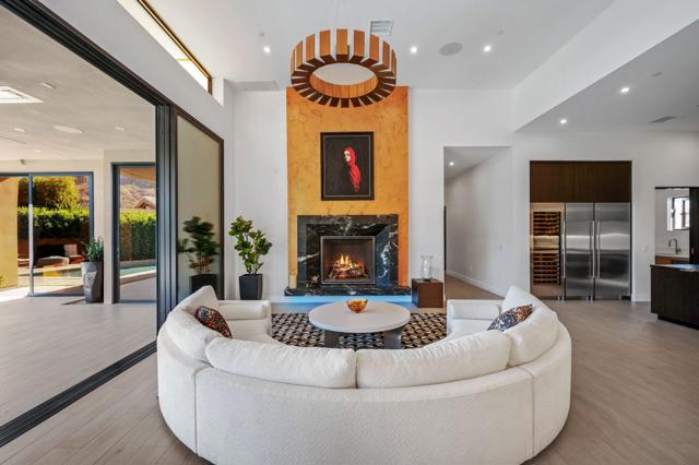 77300 Coyote Creek, Indian Wells CA: https://media.crmls.org/mediaz/06e70613-faef-4720-974b-7c8bc8c27442.jpg