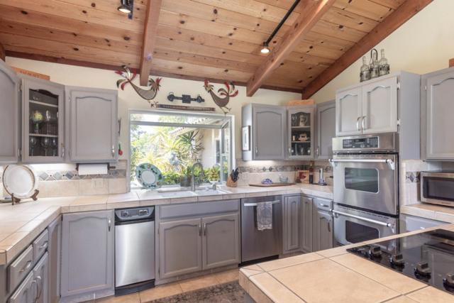 34998 Sky Ranch Road, Carmel Valley CA: https://media.crmls.org/mediaz/06ea22bb-4490-4af1-a103-925011f4e4dc.jpg