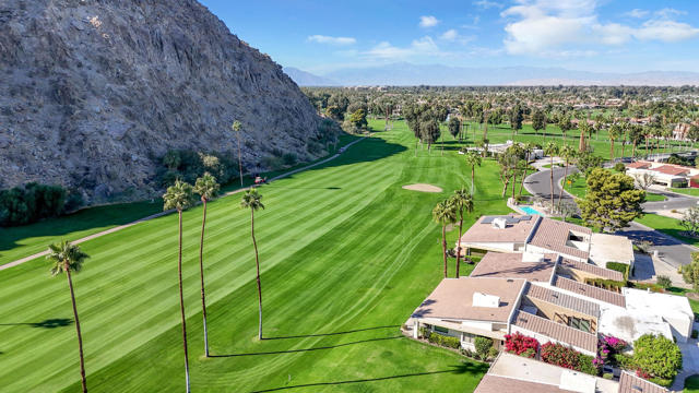 77690 Seminole Rd, Indian Wells CA: https://media.crmls.org/mediaz/06eaaca2-26a9-4f0d-b135-1f904f302658.jpg