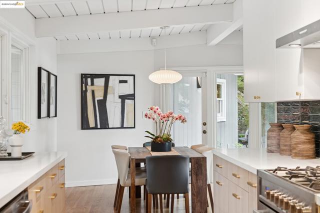 1415 Devonshire Dr, El Cerrito CA: https://media.crmls.org/mediaz/06ed9b2d-a009-4f00-850c-b4bbfbd1995e.jpg