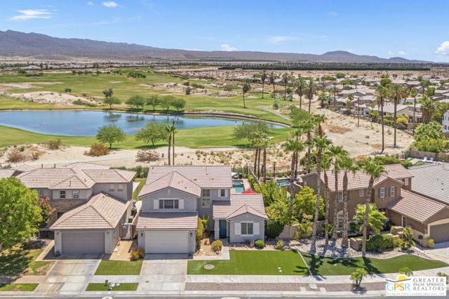 42776 Del Lago Court, Indio CA: https://media.crmls.org/mediaz/06eee43a-bf0e-41a7-b080-5d93e3579ed0.jpg