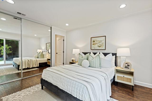 5285 Felicia Ave, Livermore CA: https://media.crmls.org/mediaz/06eef5ed-828a-498f-bd3f-ccf6a3a3f9cc.jpg