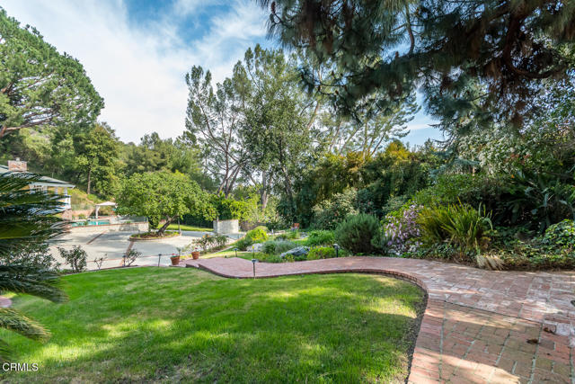 Detail Gallery Image 4 of 75 For 5290 La Canada Bld, La Canada Flintridge,  CA 91011 - 5 Beds | 5 Baths
