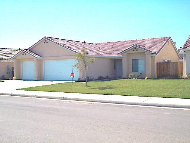 13735 DeLeon, Santa Nella CA: https://media.crmls.org/mediaz/06effb62-f7ea-4d9b-8866-6849c4898842.jpg
