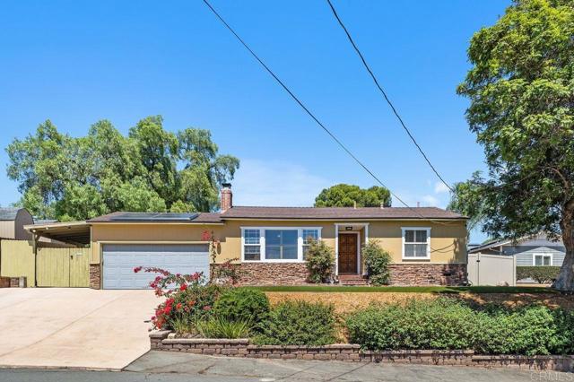 10720 Eureka Rd, Spring Valley CA: https://media.crmls.org/mediaz/06f01199-a845-4759-b453-af62dd99d16f.jpg