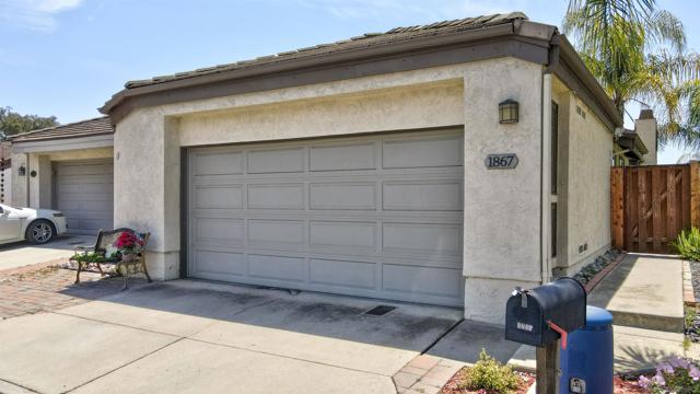 1867 Guilder Gln, Escondido CA: https://media.crmls.org/mediaz/06f06766-a1c4-480d-ae90-9c9c04bc9942.jpg