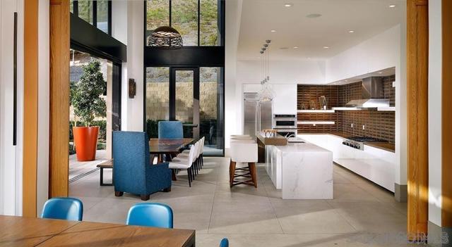2636 Everly Dr., San Diego CA: https://media.crmls.org/mediaz/06f10f17-1201-4a3f-967c-6617f4034dd2.jpg
