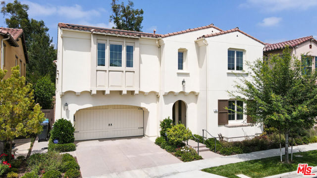 55 Suede, Irvine CA: https://media.crmls.org/mediaz/06f21977-f2f7-42f9-bd8f-e53e61b817ff.jpg