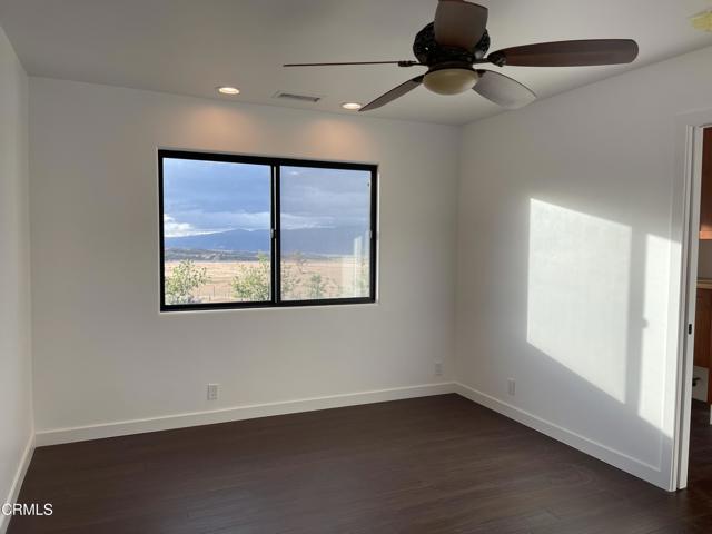 2170 Aliso Park Road, Cuyama CA: https://media.crmls.org/mediaz/06f26837-f9ea-47ce-8f37-008b75c47b43.jpg