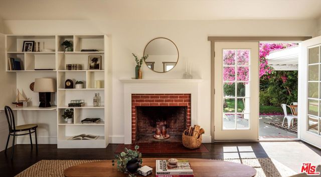 4148 Brunswick Avenue, Los Angeles CA: https://media.crmls.org/mediaz/06f271b8-f95c-4567-9d01-38474eb74ef3.jpg