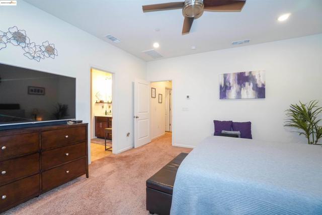 298 McClelland Way, Oakley CA: https://media.crmls.org/mediaz/06f3540e-0e12-4567-a9da-757a5740f311.jpg