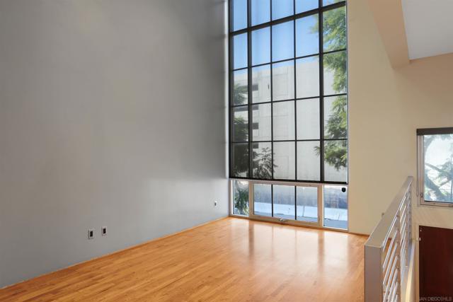 1575 Kettner Blvd, San Diego CA: https://media.crmls.org/mediaz/06f4a871-c400-467d-ad04-46423aad622f.jpg