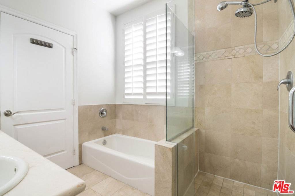 MLS #25626721 image #27