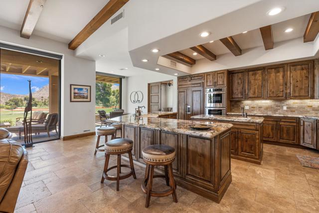49006 Foxtail Lane, Palm Desert CA: https://media.crmls.org/mediaz/06f74d1e-706f-4c3b-8c96-d45739664e2b.jpg
