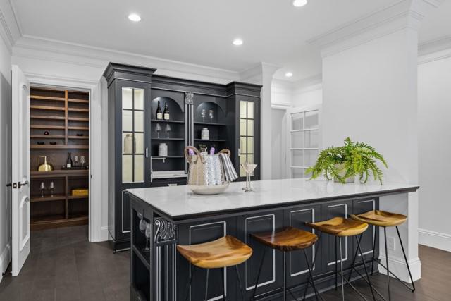 625 W Santa Inez Avenue, Hillsborough CA: https://media.crmls.org/mediaz/06f76e80-1bd2-4d8c-80c7-8f1c52ba51cd.jpg