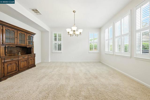 630 Oscar St, Vallejo CA: https://media.crmls.org/mediaz/06fb04ae-4d38-4029-bb19-43f16ce1bf65.jpg