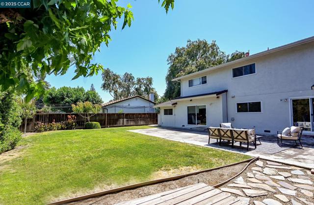 3701 Sattler Dr, Concord CA: https://media.crmls.org/mediaz/06fbf31c-e3af-40b4-8a3c-ca7c32d69db3.jpg