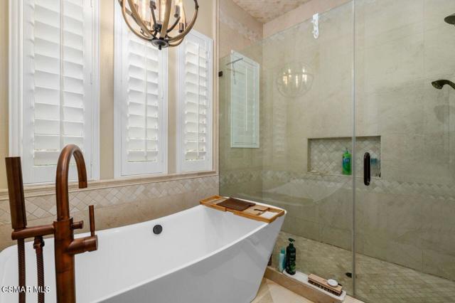 2427 Springbrook Street, Thousand Oaks CA: https://media.crmls.org/mediaz/06fc3c1f-5194-440f-976a-5db798aa4cb9.jpg