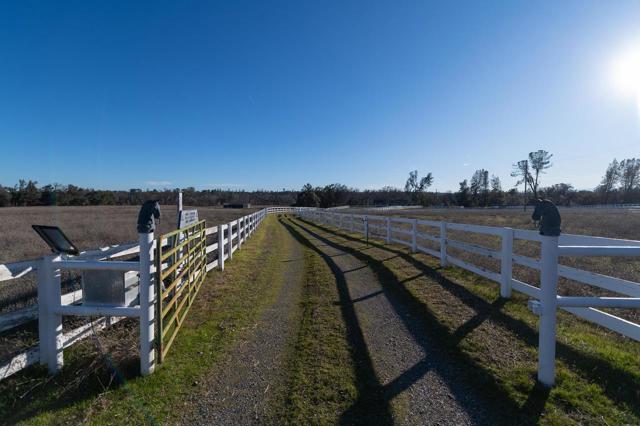 Image 29 of 30 For 18720 Eighmy Road
