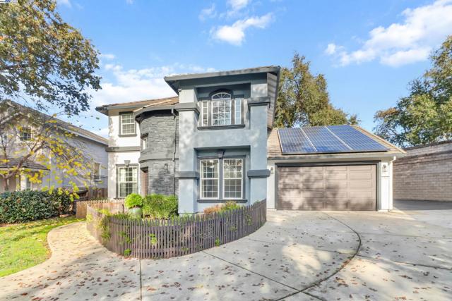 5512 Sagehen Ct, Loomis CA: https://media.crmls.org/mediaz/06ff8ec3-5b00-4cdf-93f4-af9170321b49.jpg