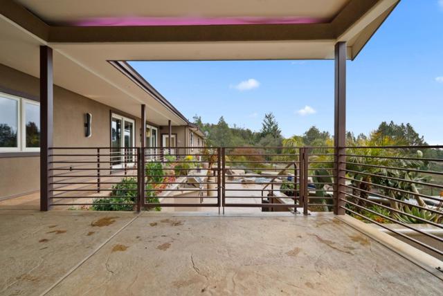 1061 Summit Road, Watsonville CA: https://media.crmls.org/mediaz/0700ed09-2e67-40d8-88b8-8da145f213cc.jpg