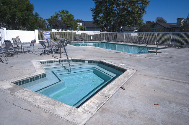 25625 Paseo La Cresta, Laguna Niguel CA: https://media.crmls.org/mediaz/07018bee-5efa-41f3-a3e2-0f330df87293.jpg