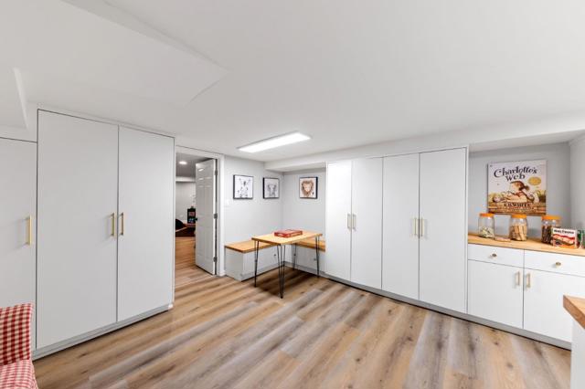 401 Hillsborough Boulevard, Hillsborough CA: https://media.crmls.org/mediaz/07021d67-7c43-49f8-8f45-96af00b5dd81.jpg