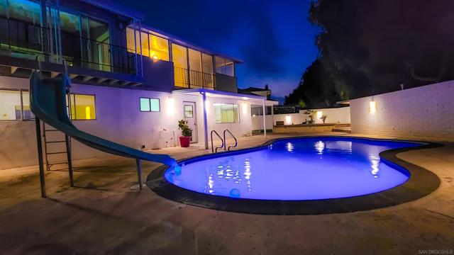 4711 ASHBY ST, San Diego CA: https://media.crmls.org/mediaz/0705100d-ab0f-4356-aa12-27ec0fbc00ea.jpg
