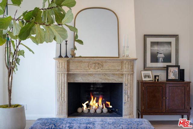 13439 Java Drive, Los Angeles CA: https://media.crmls.org/mediaz/07051093-59b2-4871-ab6c-2d9b368d26ac.jpg