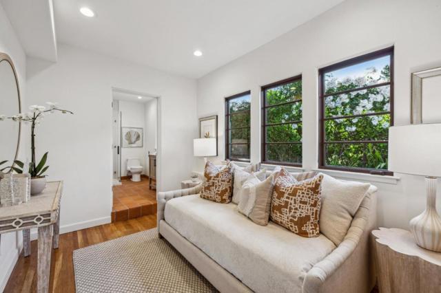 138 Valdeflores Drive, Burlingame CA: https://media.crmls.org/mediaz/07056580-ec39-45d1-bbb1-bbab97942741.jpg