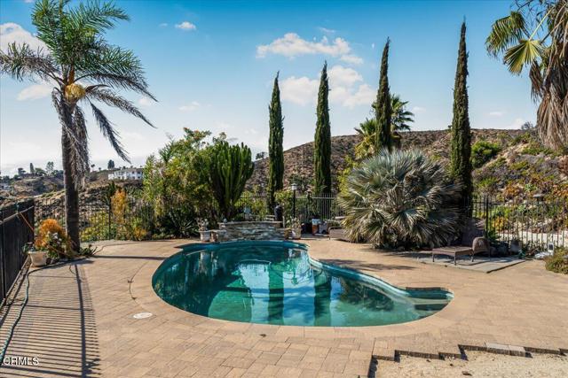 Detail Gallery Image 4 of 26 For 520 E Highland Dr, Camarillo,  CA 93010 - – Beds | – Baths