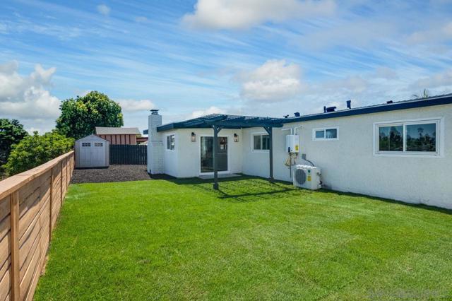 4439 Limerick Way, San Diego CA: https://media.crmls.org/mediaz/0707ea9b-045c-4433-a42e-3e1e4093f2d9.jpg