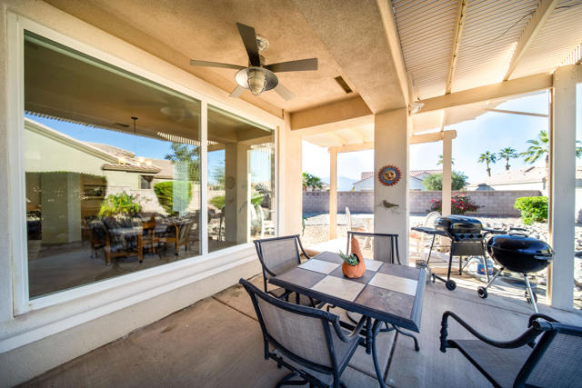 37718 Medjool Avenue, Palm Desert CA: https://media.crmls.org/mediaz/07085269-d0b1-42a2-a8a1-ef14cfe15e10.jpg