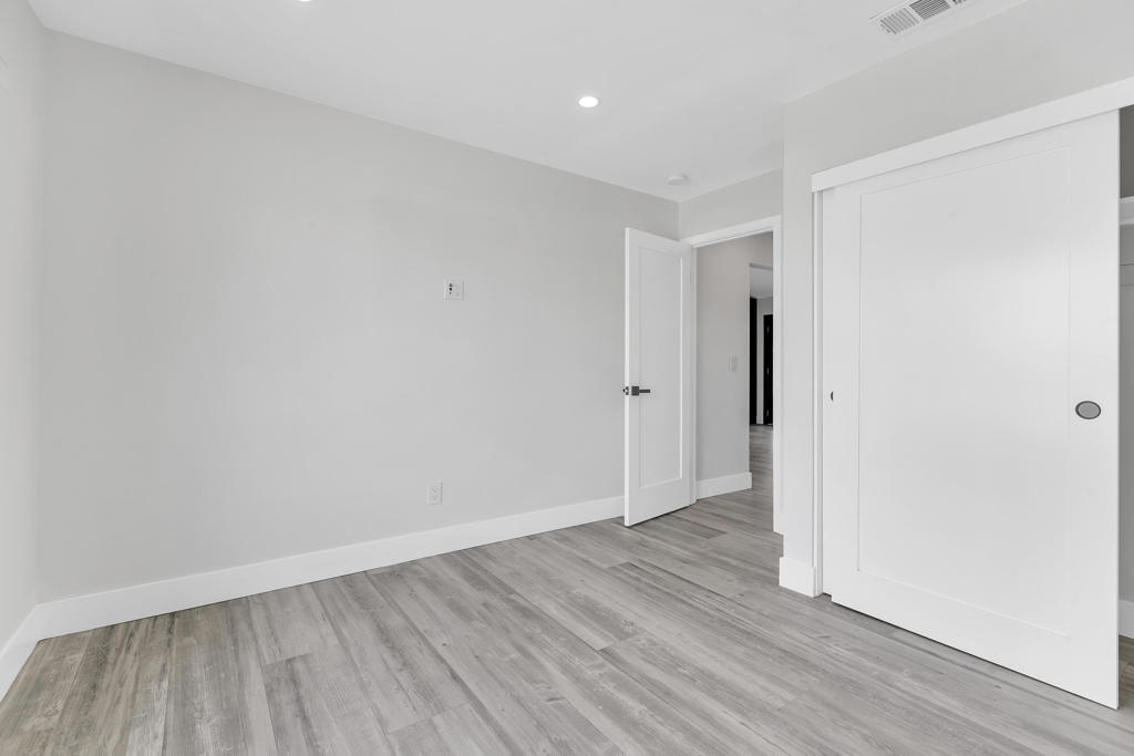 MLS #219131300DA image #29