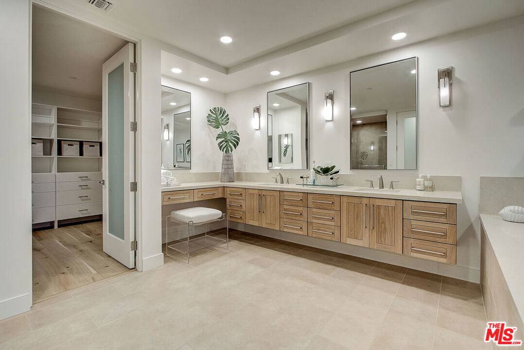 MLS #25606567 image #12