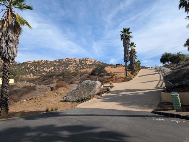 Detail Gallery Image 37 of 45 For 1496 Montana Serena Ct, El Cajon,  CA 92021 - – Beds | – Baths