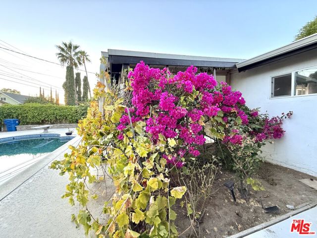 23744 Hartland Street, West Hills CA: https://media.crmls.org/mediaz/070a360b-ce76-4cfc-88cc-2731991d3c40.jpg