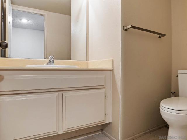 13810 Riverhead Ct, San Diego CA: https://media.crmls.org/mediaz/070a8ae2-b86c-45a3-b2a5-f3c875003c10.jpg