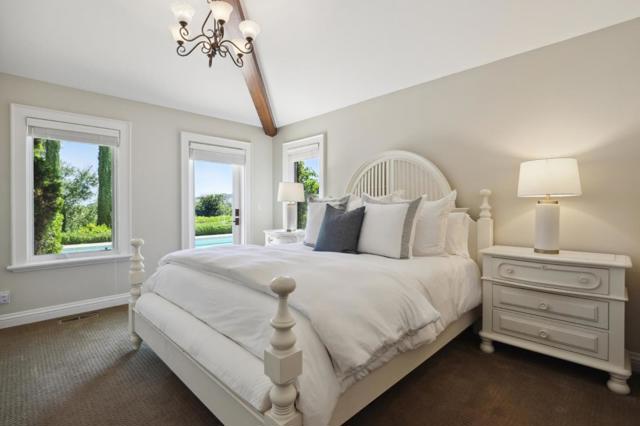 7 Redberry, Portola Valley CA: https://media.crmls.org/mediaz/070b9d90-317f-4b18-a034-17bde2f615ef.jpg