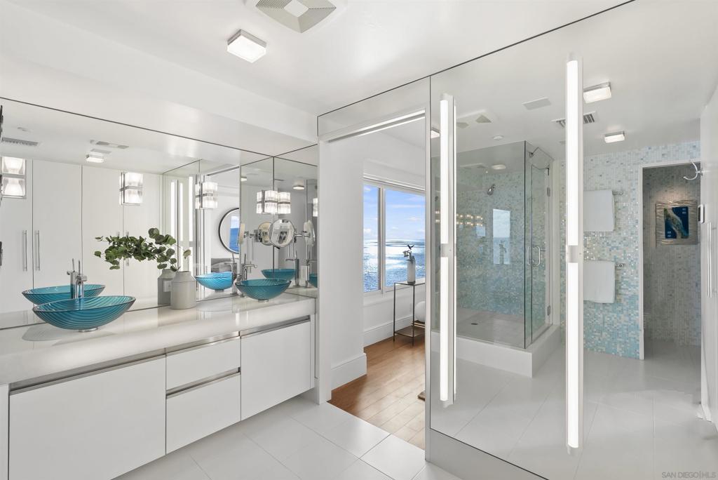 939 Coast Blvd - photo 20