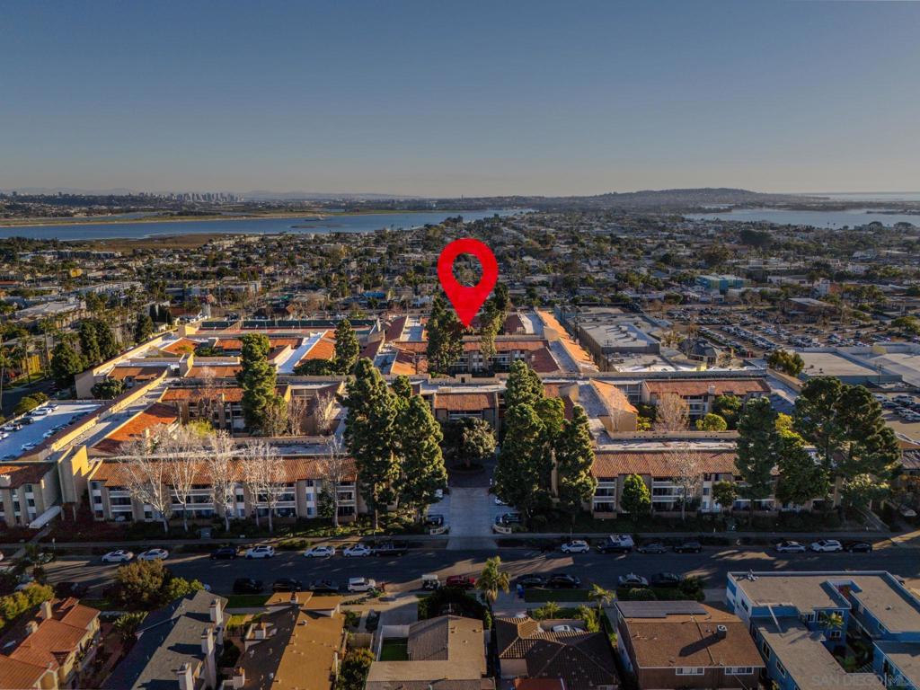 1855 Diamond St - photo 2