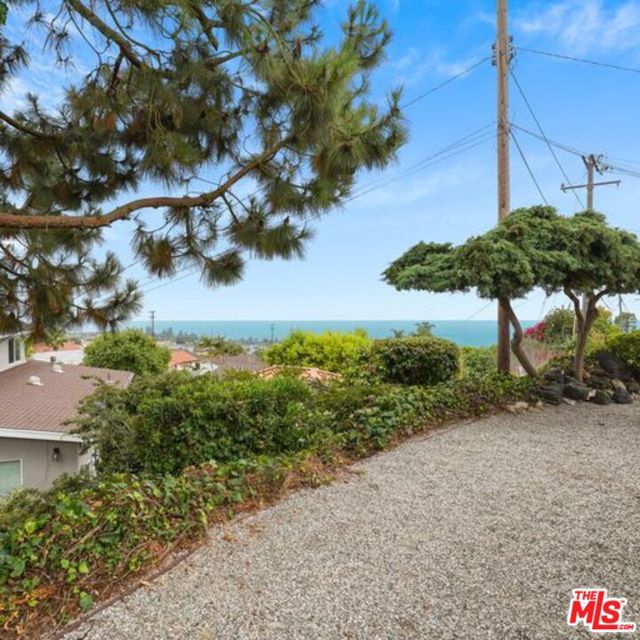 6520 Eddinghill Drive, Rancho Palos Verdes, California 90275, 4 Bedrooms Bedrooms, ,2 BathroomsBathrooms,Residential,Sold,Eddinghill,23301967