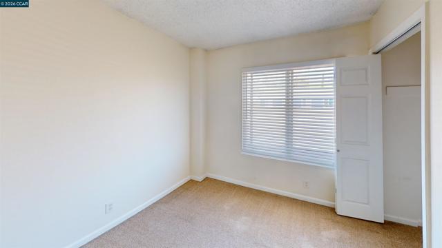 26 El Capitan Ln, Antioch CA: https://media.crmls.org/mediaz/070f265c-4189-4fab-80e3-aa0bc3b6cd70.jpg