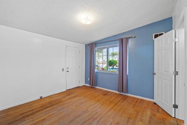 Image 13 of 28 For 686 Alvin Street
