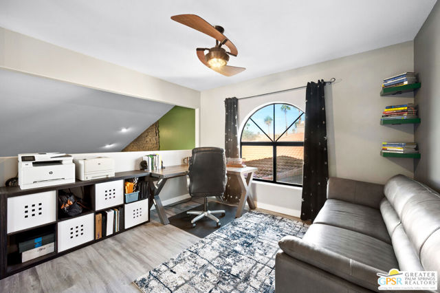 28220 Horizon Road, Cathedral City CA: https://media.crmls.org/mediaz/070fa8b1-c6de-494d-abd1-dfbb7d708615.jpg