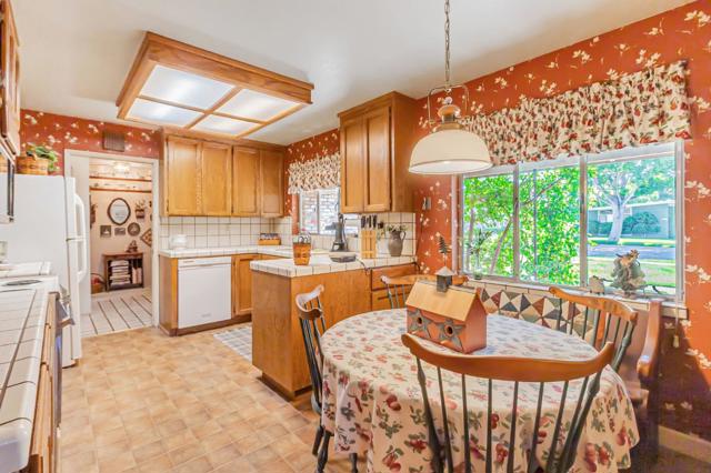 2905 Cambridge Drive, San Jose CA: https://media.crmls.org/mediaz/07103e8f-8758-43e7-a428-b95dc3dba0e1.jpg